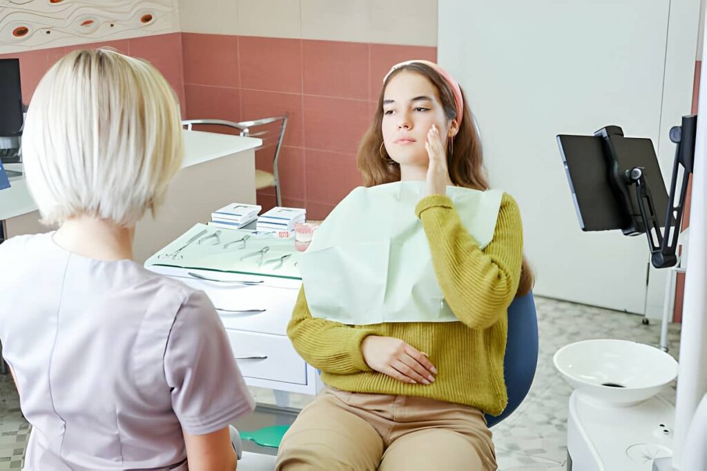 What is A Dental Emergency, and How Do You Handle One?